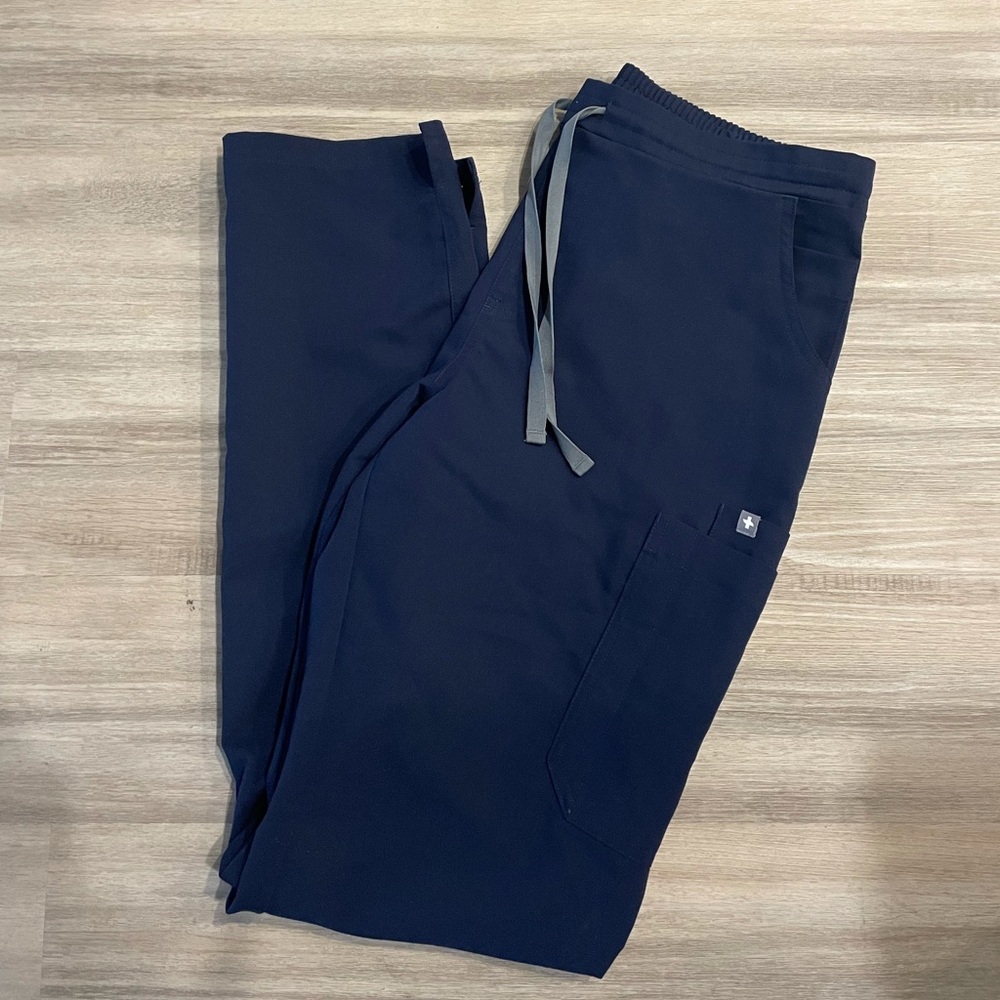Figs Yola Medium Tall